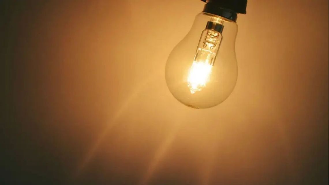 El Gobierno adjudicó obras por US$700 millones para reforzar el sistema eléctrico en siete provincias y reducir el riesgo de cortes de luz