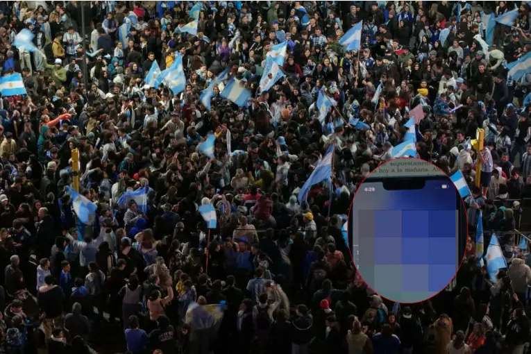 Le robaron el celular durante los festejos de la Selección y lo encontró a la venta en redes