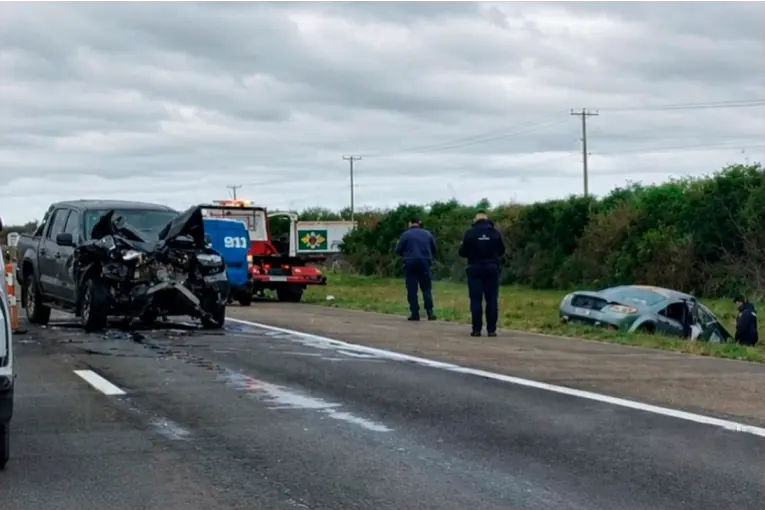 Fatal accidente en la Ruta 14: murió un remisero tras un choque entre una camioneta y un auto
