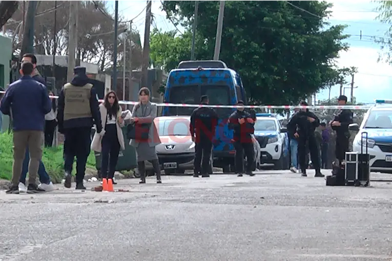 Homicidio en Villa Yatay: la víctima tenía 38 años y hay dos demorados que serían sus familiares