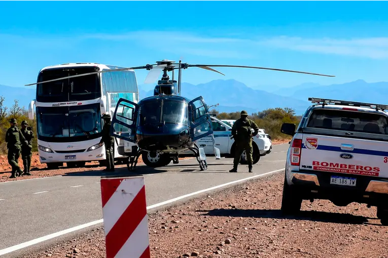 Tragedia aérea en San Juan: la hipótesis principal y el desafío de llegar al lugar del accidente