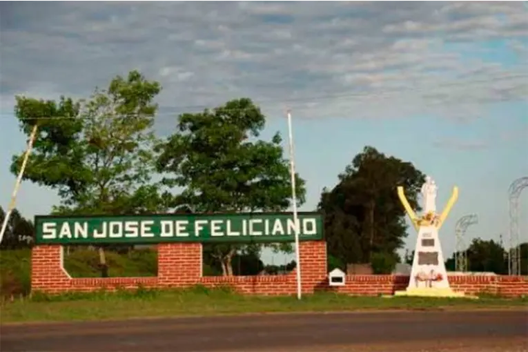 Otorgaron prisión domiciliaria a los cuatro imputados por presunto abuso sexual grupal a una joven en Feliciano