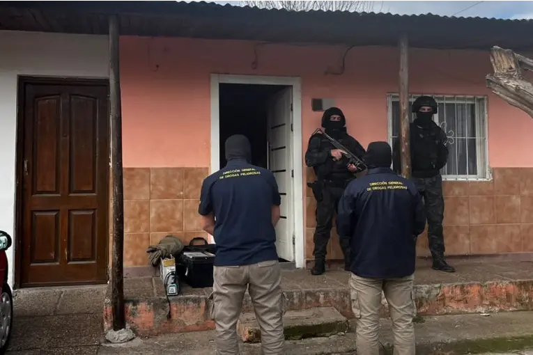 Una mujer detenida tras un operativo por venta de drogas en Concepción del Uruguay