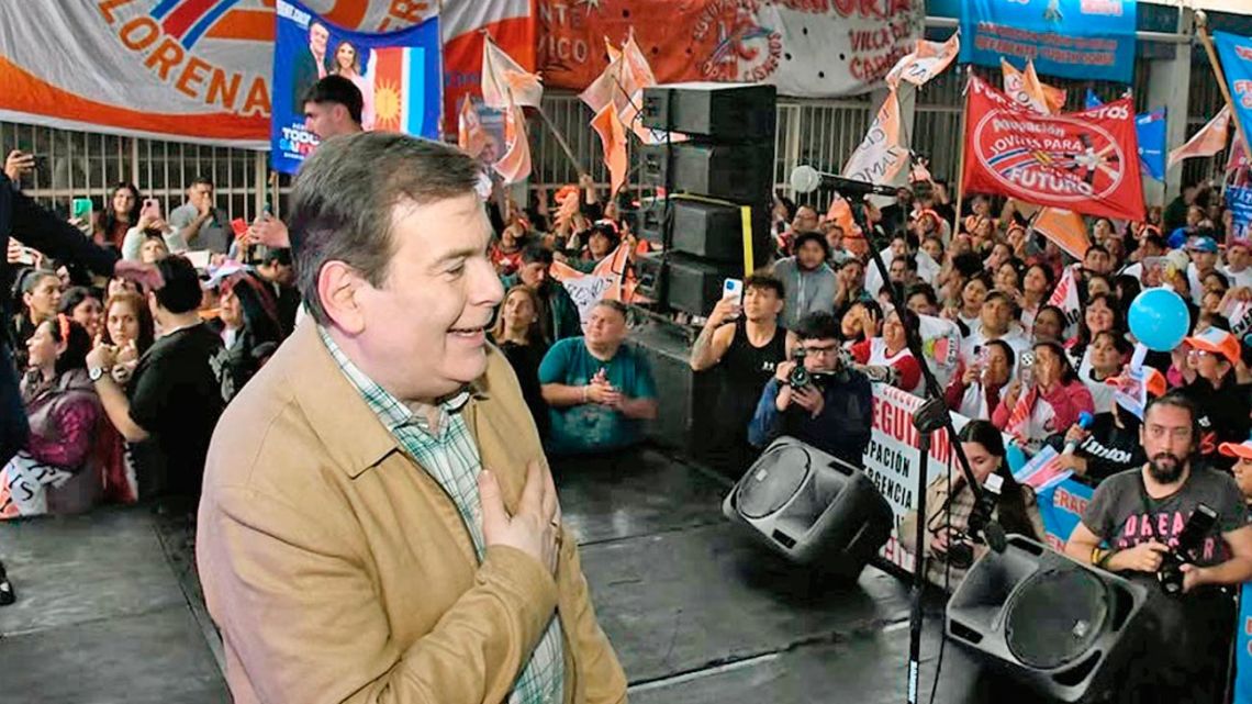 Zamora acusó a Llaryora de no tener fondos para el aguinaldo y de negociar con Milei