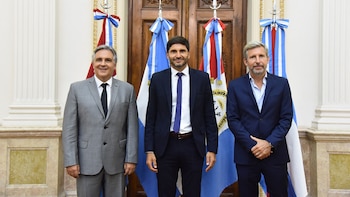 Santilli recibirá a los gobernadores de Entre Ríos, Córdoba y Santa Fe para discutir temas energéticos y la agenda del Congreso