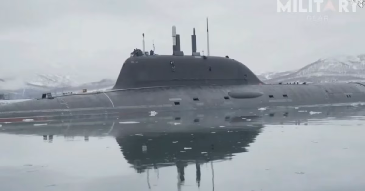 Rusia presentó su nuevo submarino Yasen-M: cómo es el arma que redefine el equilibrio navalEl K-563 Ulyanovsk incorpora misiles hipersónicos con capacidad nuclear, recupera el uso de armamento táctico desde submarinos y forma parte del plan de modernización militar de Moscú que mantiene en alerta a la OTAN