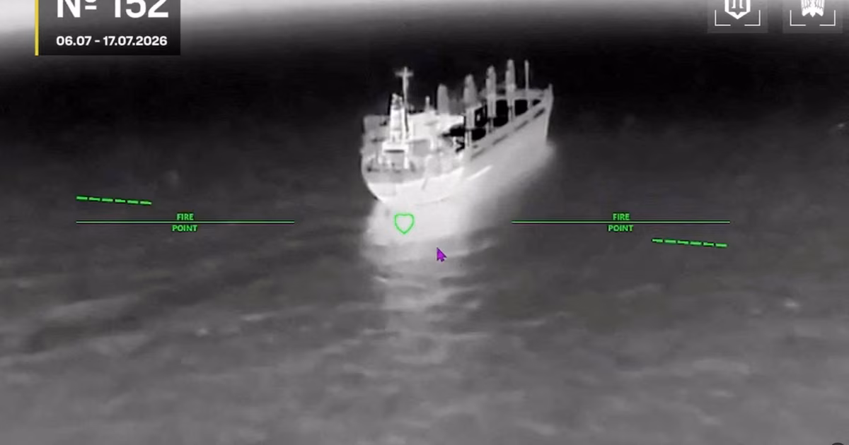 Ucrania hundío un buque portacontenedores de propiedad rusa en el Mar NegroRosatom, la empresa estatal rusa de energía nuclear, declaró que al menos dos drones ucranianos atacaron el buque de carga “Yanina” mientras navegaba cerca del puerto ruso de Novorossiysk