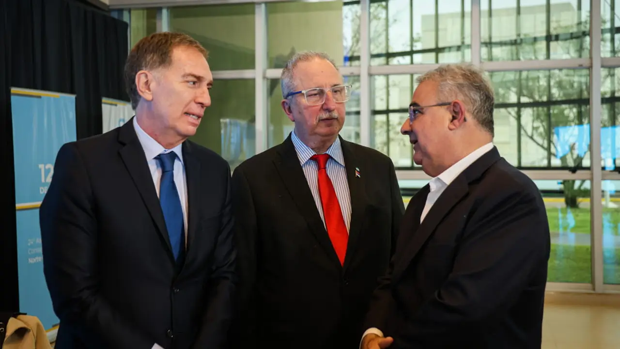 Los gobernadores del norte le reclamaron a Santilli obras de gas a cambio de su apoyo en el Congreso
