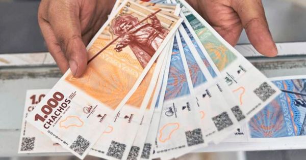 Un recuerdo el 2001 Chachos, Patacones y Lecops: qué son las cuasimonedas y por qué volvieron a La Rioja