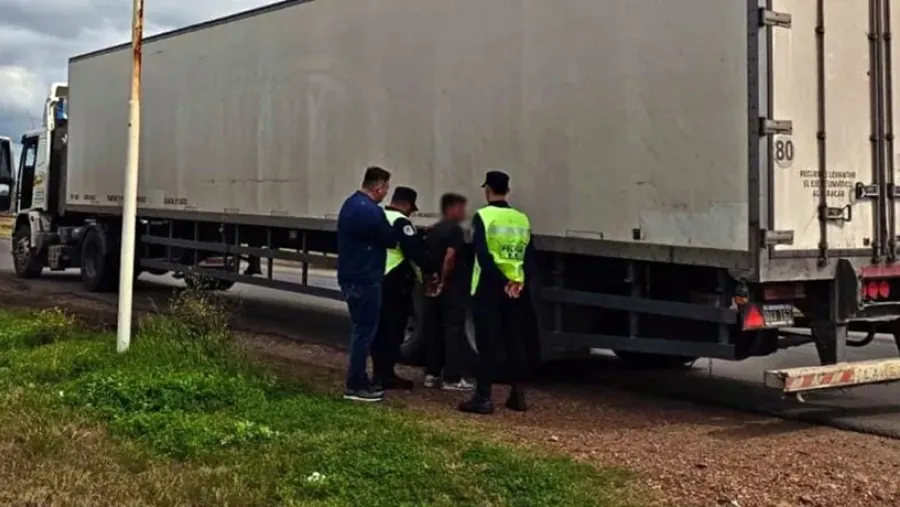 Joven buscada en Concordia apareció en un camión que volvía de Paraguay: detuvieron al chofer