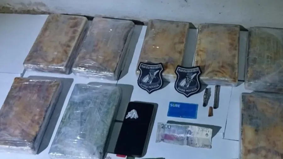 Secuestran más de 11 kilos de cocaína y detienen a un paranaense durante un operativo en Santa Fe