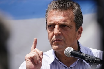 Massa se distancia del proyecto de Kicillof y considera indispensable a Cristina Kirchner para un acuerdo electoral