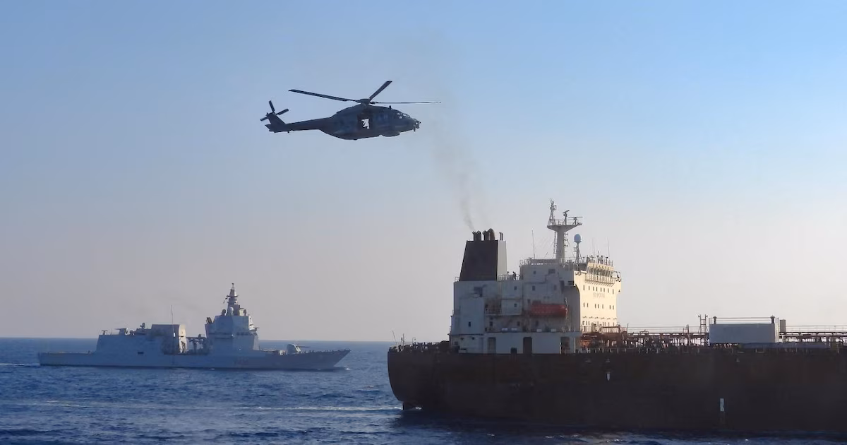 Una misión de la UE liderada por Italia abordó un petrolero de la “flota fantasma” rusa en el MediterráneoSe trata de la segunda operación de este tipo en dos semanas en medio de los esfuerzos de Bruselas de reforzar el control sobre los barcos utilizados por el Kremlin para esquivar las sanciones