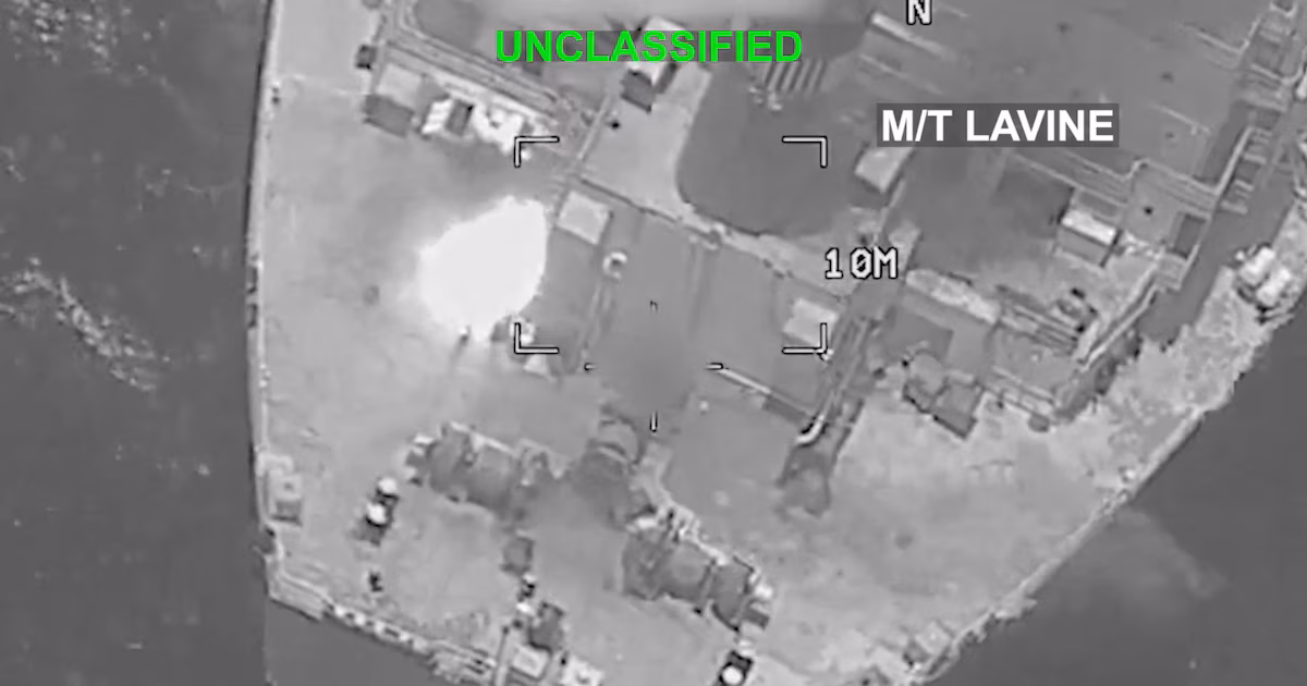 Estados Unidos interceptó más de 50 buques mercantes desde la reanudación del bloqueo naval contra IránWashington restableció a mediados de julio las medidas sobre embarcaciones con destino o salida de puertos y zonas costeras iraníes. El Comando Central de EEUU también detalló que abordó e inmovilizó otros barcos