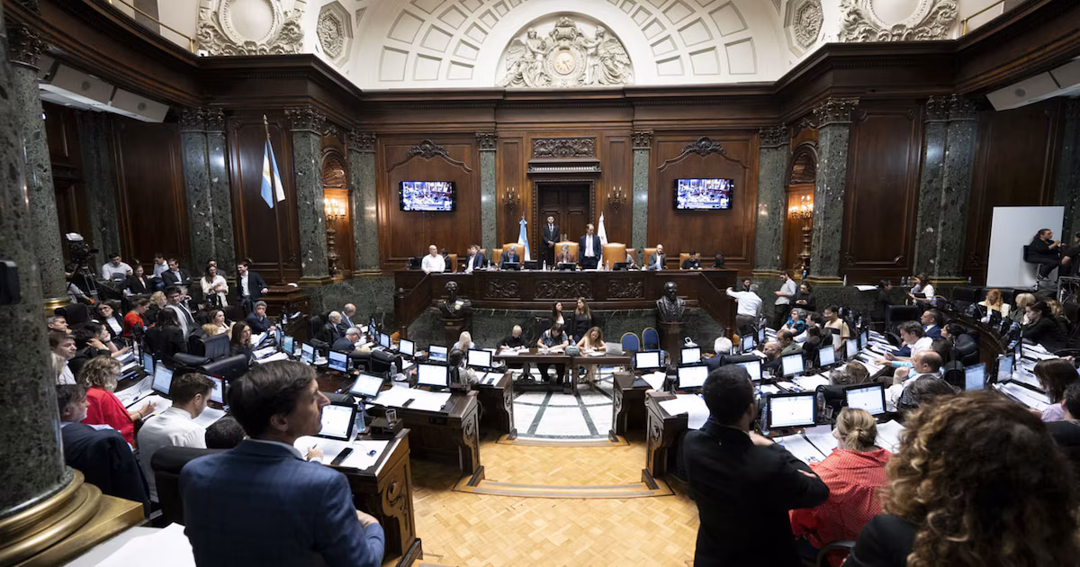 Pese a la puja electoral, LLA y el PRO avanzan con un acuerdo legislativo por dos proyectos clave en CABA