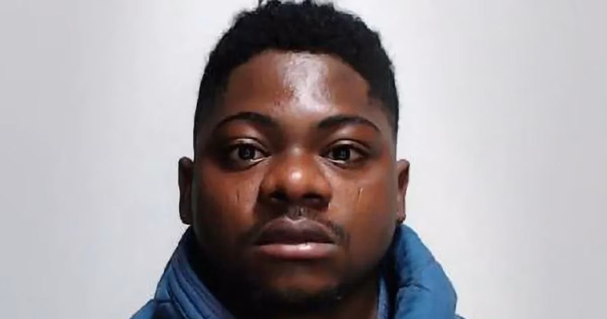 Se separaron, rastreó a su esposa hasta Edimburgo y la apuñaló 12 veces delante de su hija: el heroico rol de tres transeúntesOsarenkhoe Atutie, de 26 años, atacó a Victory en Duke Street con un cuchillo y fue condenado a siete años y medio de prisión. El juez sostuvo que la intervención de los testigos fue lo que le salvó la vida