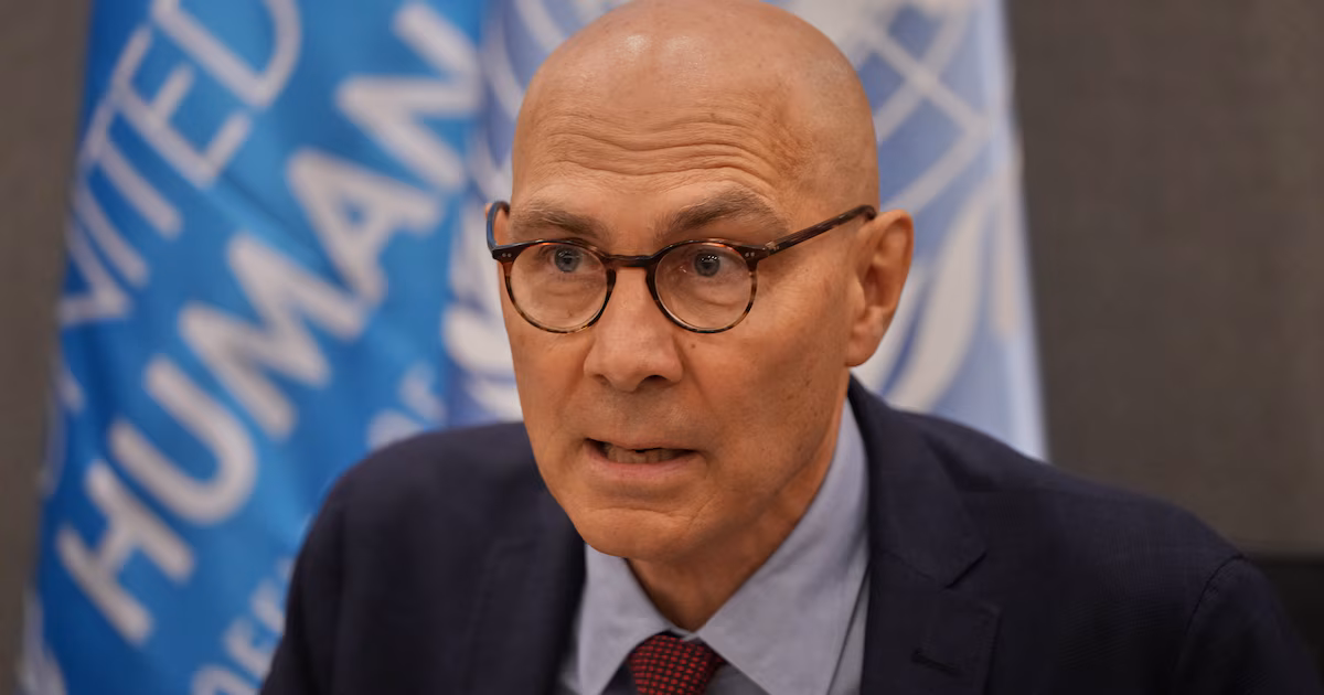 Más presión al Kremlin: la ONU pidió a Rusia que permita al partido opositor Yábloko participar en las eleccionesEl organismo de derechos humanos de Naciones Unidas, dirigido por Volker Turk, mostró su preocupación sobre la exclusión de la única fuerza contraria a la invasión de Ucrania que se dirigía rumbo a los comicios de septiembre