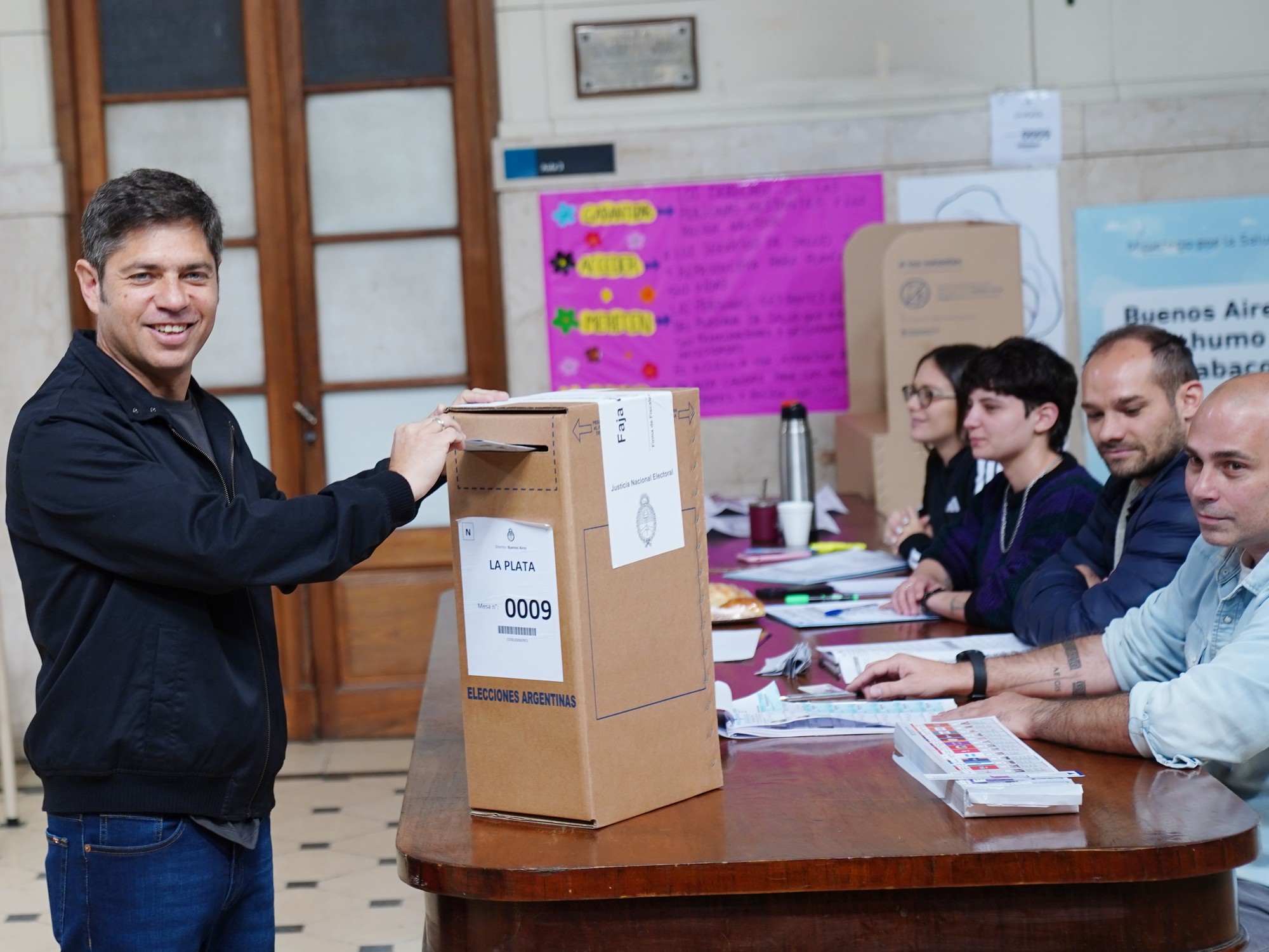 El dilema de Kicillof: cómo es el método para evitar largas filas en una elección concurrente que estudian en la Provincia