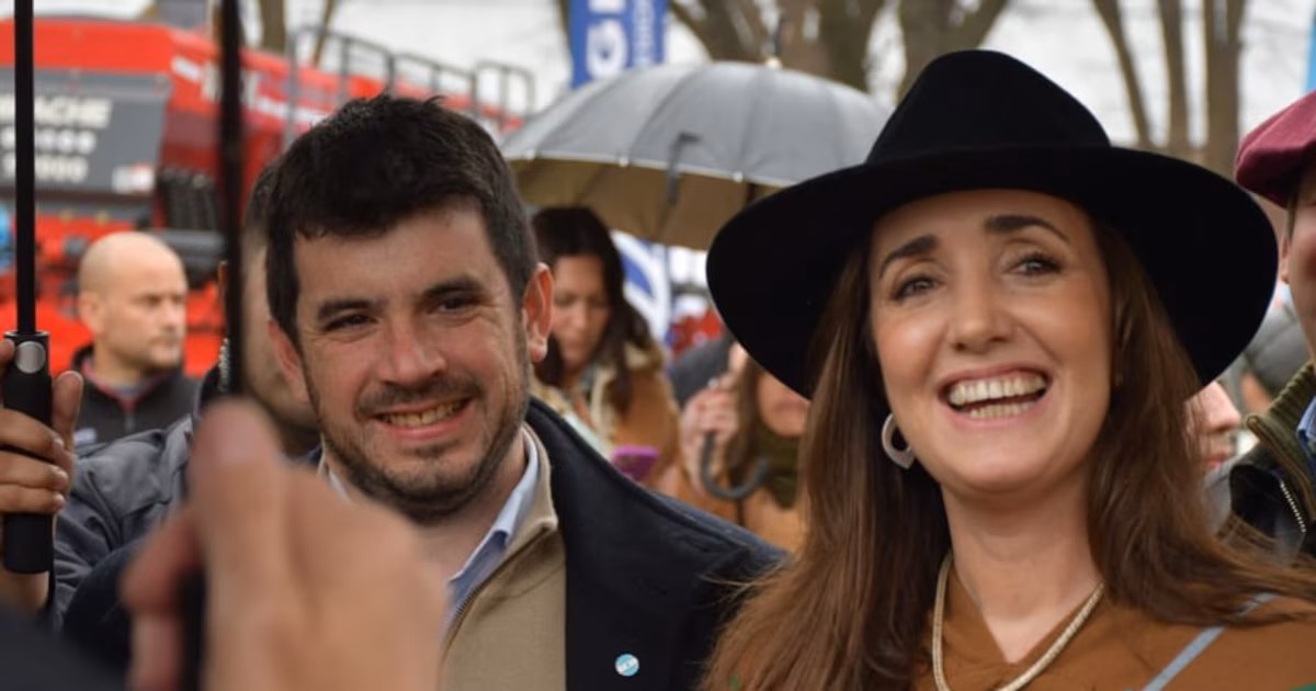 Victoria Villarruel sumó otra foto opositora junto al presidente de la UCR y pidió eliminar las retenciones