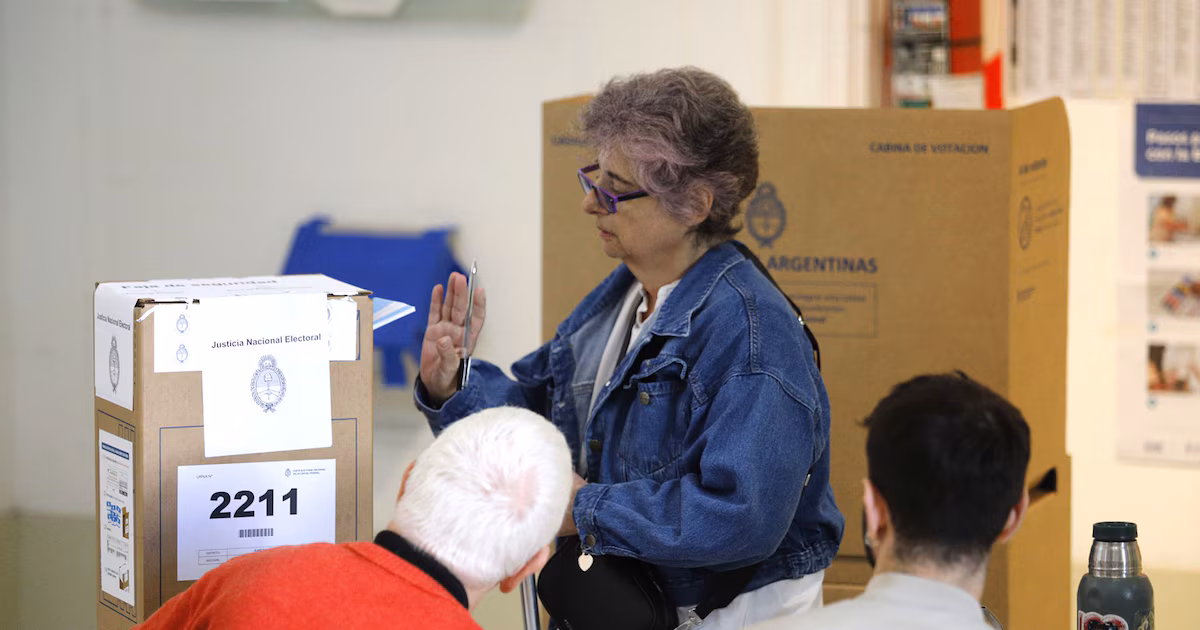 El escenario electoral hacia 2027: mayoría a favor de un cambio y preocupación por la situación económica