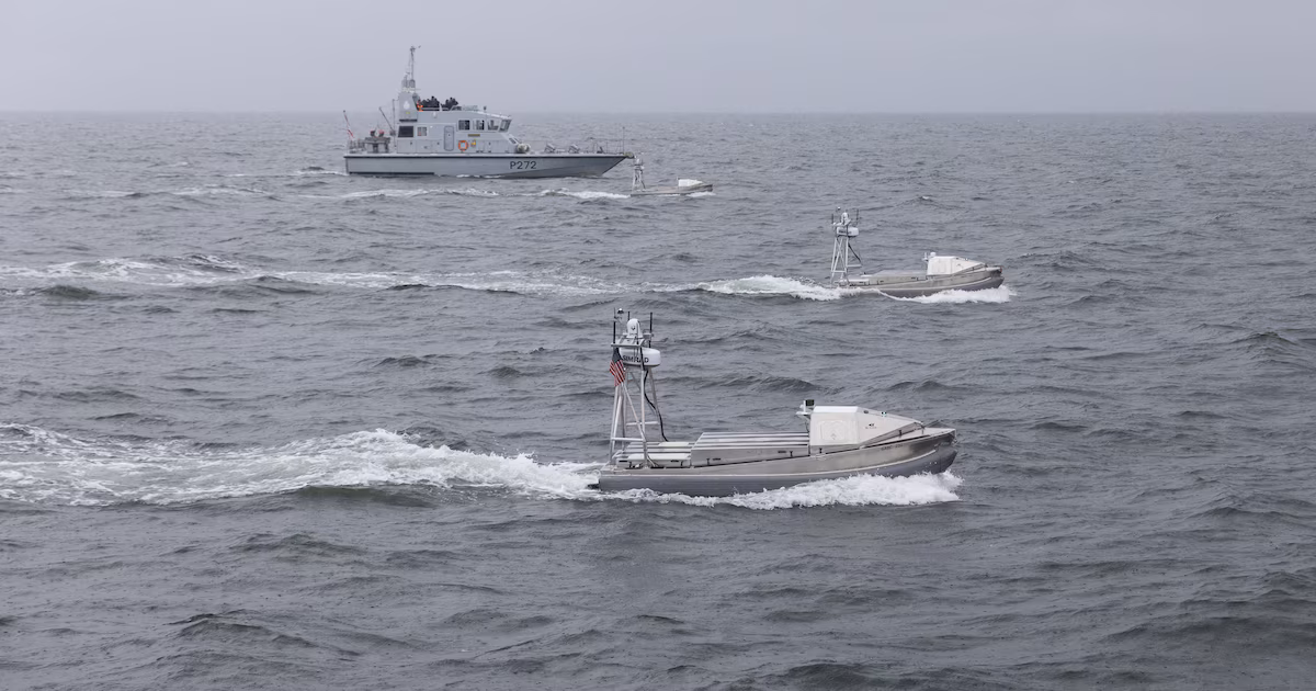 La Royal Navy detectó que cámaras de drones K3 Scout enviaron datos a ChinaUna revisión de ciberseguridad halló comunicaciones de “latido” hacia una dirección IP en ese país, y el Ministerio de Defensa británico desconectó el acceso en una flota valorada en 12 millones de libras