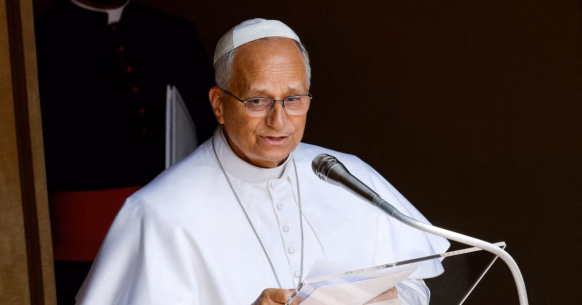 El papa León XIV pidió soluciones de “paz, estabilidad y justicia” ante la crisis migratoria en CeutaEl pontífice expresó su preocupación por la llegada masiva de migrantes desde Marruecos y llamó a una respuesta que permita superar la emergencia humanitaria en la ciudad española del norte de África