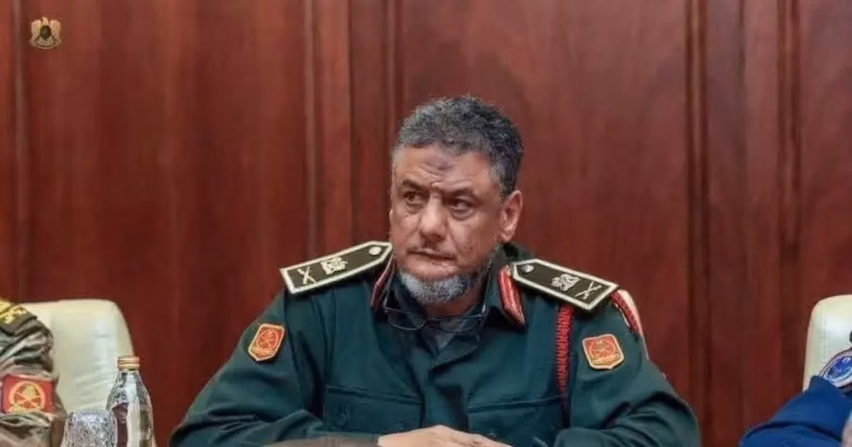 El jefe de la inteligencia militar del Ejército Nacional Libio murió en un atentado con coche bombaEl hecho surgió mientras dos administraciones rivales se enfrentan: la reconocida por la ONU en Trípoli, encabezada por el primer ministro Abdulhamid Dbeibah, y otra con sede en Bengasi apoyada por el comandante castrense Khalifa Haftar