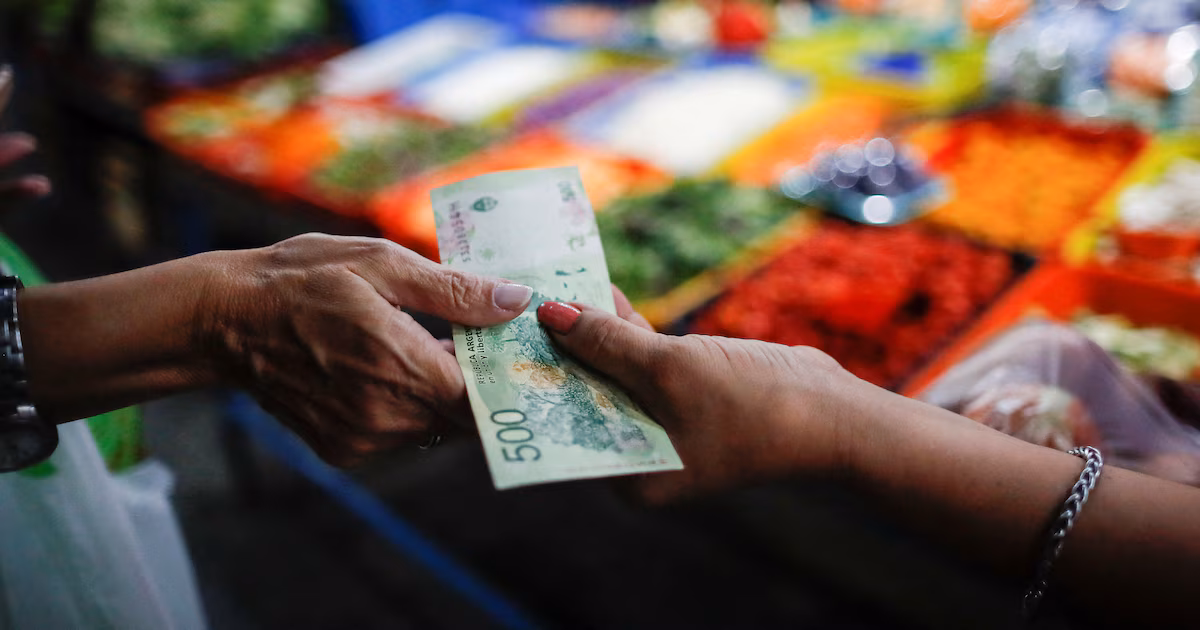 Una familia tipo necesita más de $1.560.000 para no ser pobre