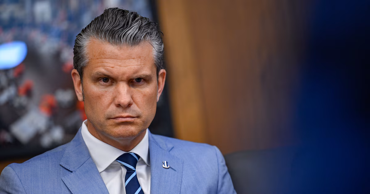 Pete Hegseth afirmó que Estados Unidos no descarta realizar una operación militar contra el régimen de CubaEl titular del Departamento de Guerra de EEUU subrayó que el régimen de la isla caribeña “haría bien en prestar atención a la voluntad del presidente Trump de hacer valer las prerrogativas estratégicas estadounidenses”
