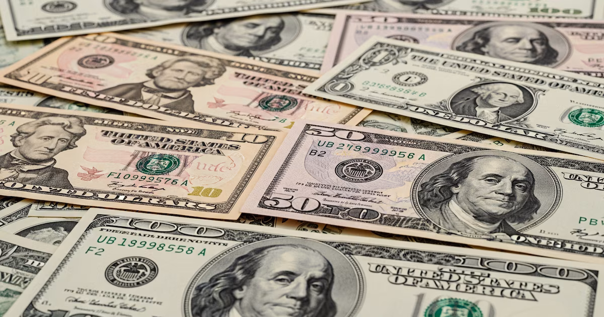 El Gobierno permitió que el dólar mayorista supere los $1.500 por primera vez