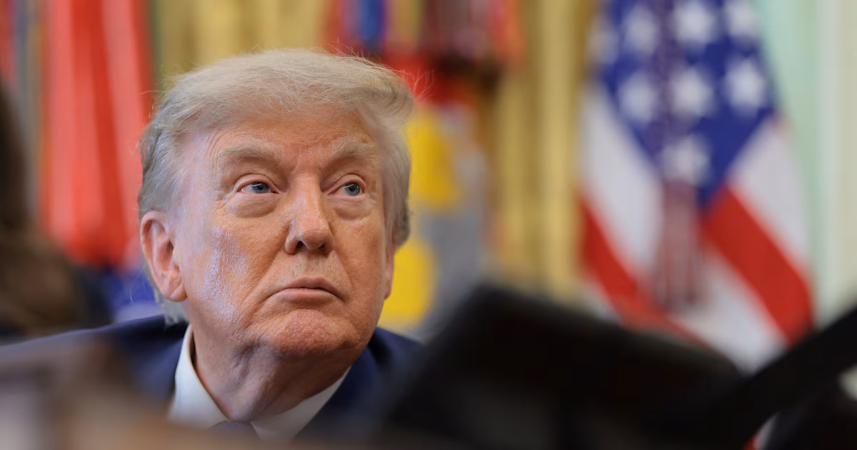 Trump aseguró que Estados Unidos tiene el “control total” del estrecho de Ormuz: “Ya está abierto”El presidente estadounidense aseguró que la Armada despejó de minas la vía marítima, mientras Teherán exige el fin de las sanciones y compensaciones por los daños de la guerra para permitir el tránsito