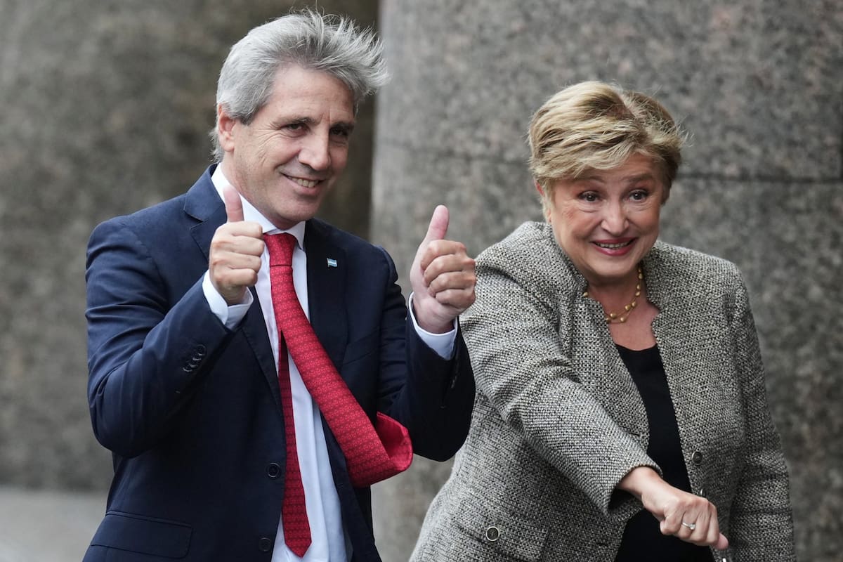 Polémica. El Gobierno no destinó $784.000 millones del impuesto al combustible a obras viales en lo que va del año