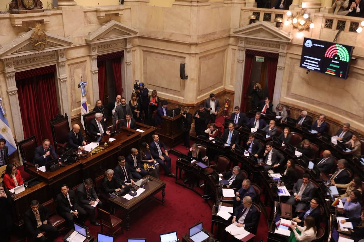 Viraje en el Gobierno. De ahora en más priorizarán solo los proyectos centrales y enfriarán las reformas de Sturzenegger
