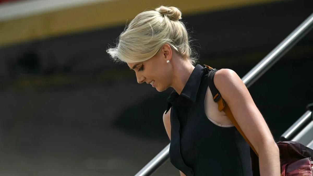 Quién es Natalie Harp, la joven devota de Donald Trump que generó polémica por su presencia en un vuelo secreto