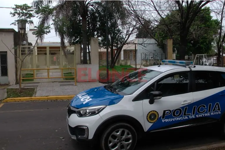 Entraron durante el fin de semana e hicieron destrozos en una escuela primaria de Paraná