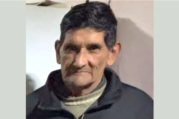 Buscan a un hombre de 64 años que se retiró de su hogar y desconocen su paradero