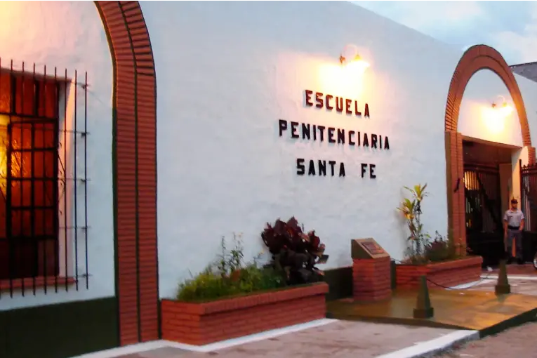 Aspirante a Penitenciario de Santa Fe denunció que fue abusado por siete compañeros: hay detenidos