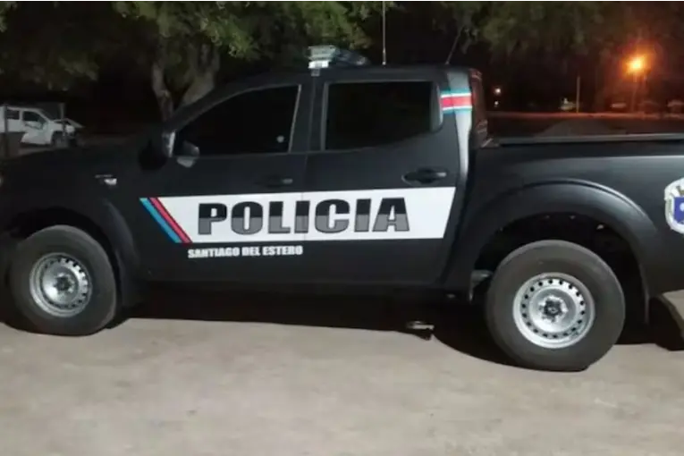 Sacerdote chocó a dos jóvenes, siguió su viaje y dijo que no se dio cuenta por llevar la música alta