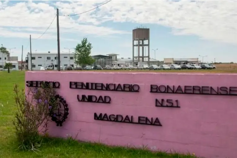 Detuvieron a 15 penitenciarios acusados de torturas y abusos sexuales contra internas del penal Magdalena