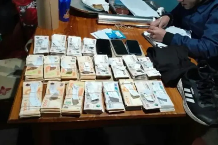 Cámaras y una denuncia anónima, claves para esclarecer el robo en una estancia en Tatutí