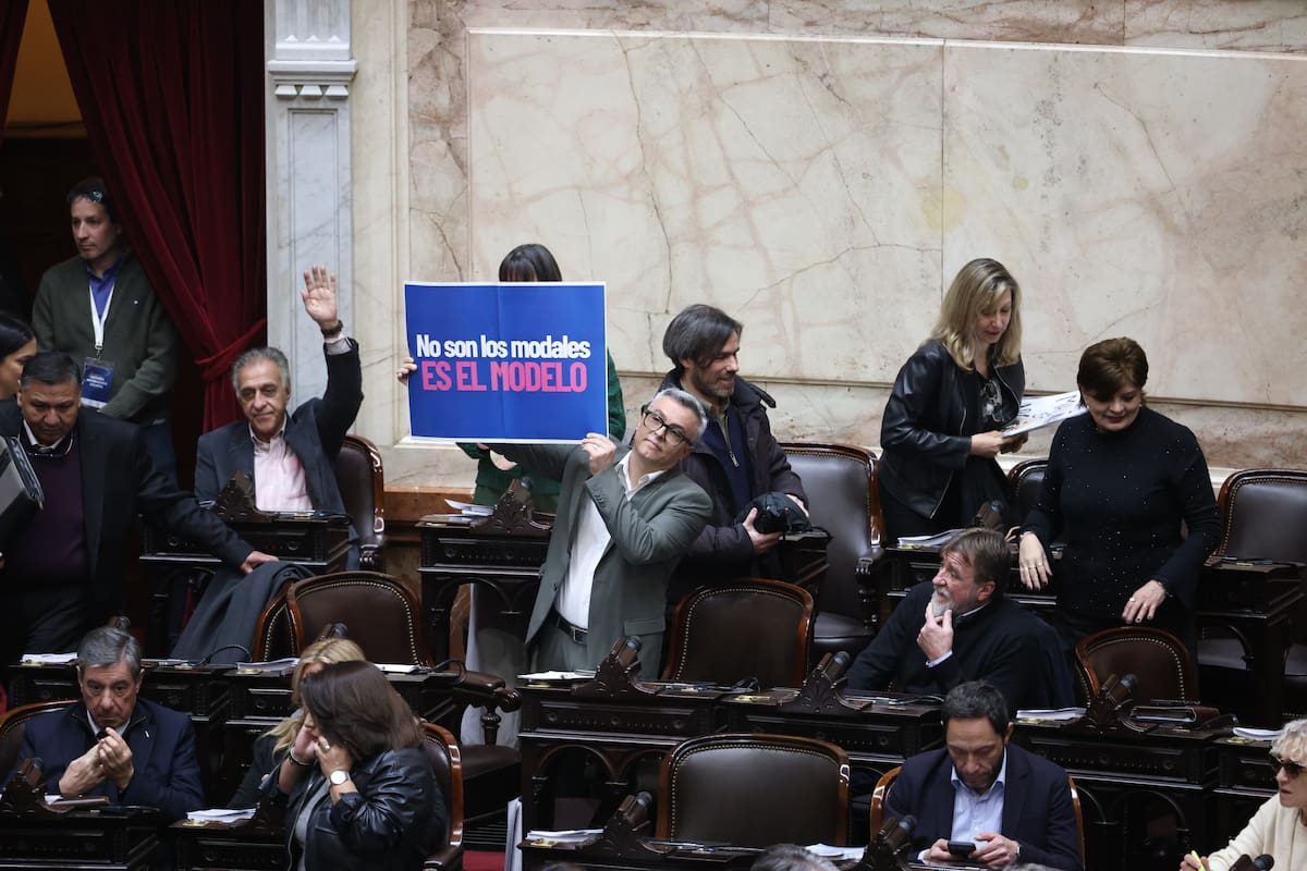 El debate por la morosidad. Los 50 proyectos que impulsa la oposición para refinanciar deudas, frenar embargos y limitar intereses