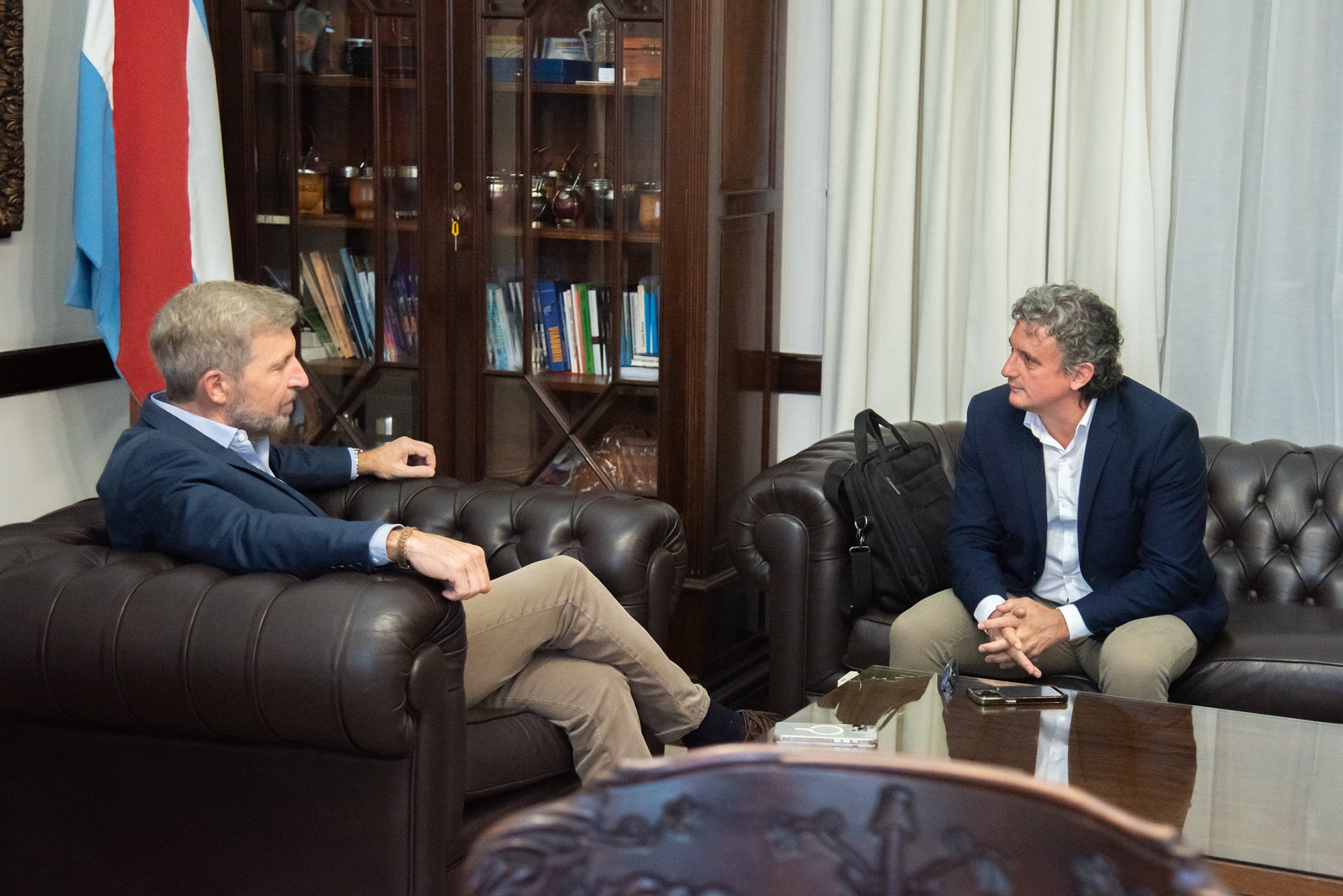 Frigerio y Bravo analizaron proyectos estratégicos de vivienda e infraestructura para Federación