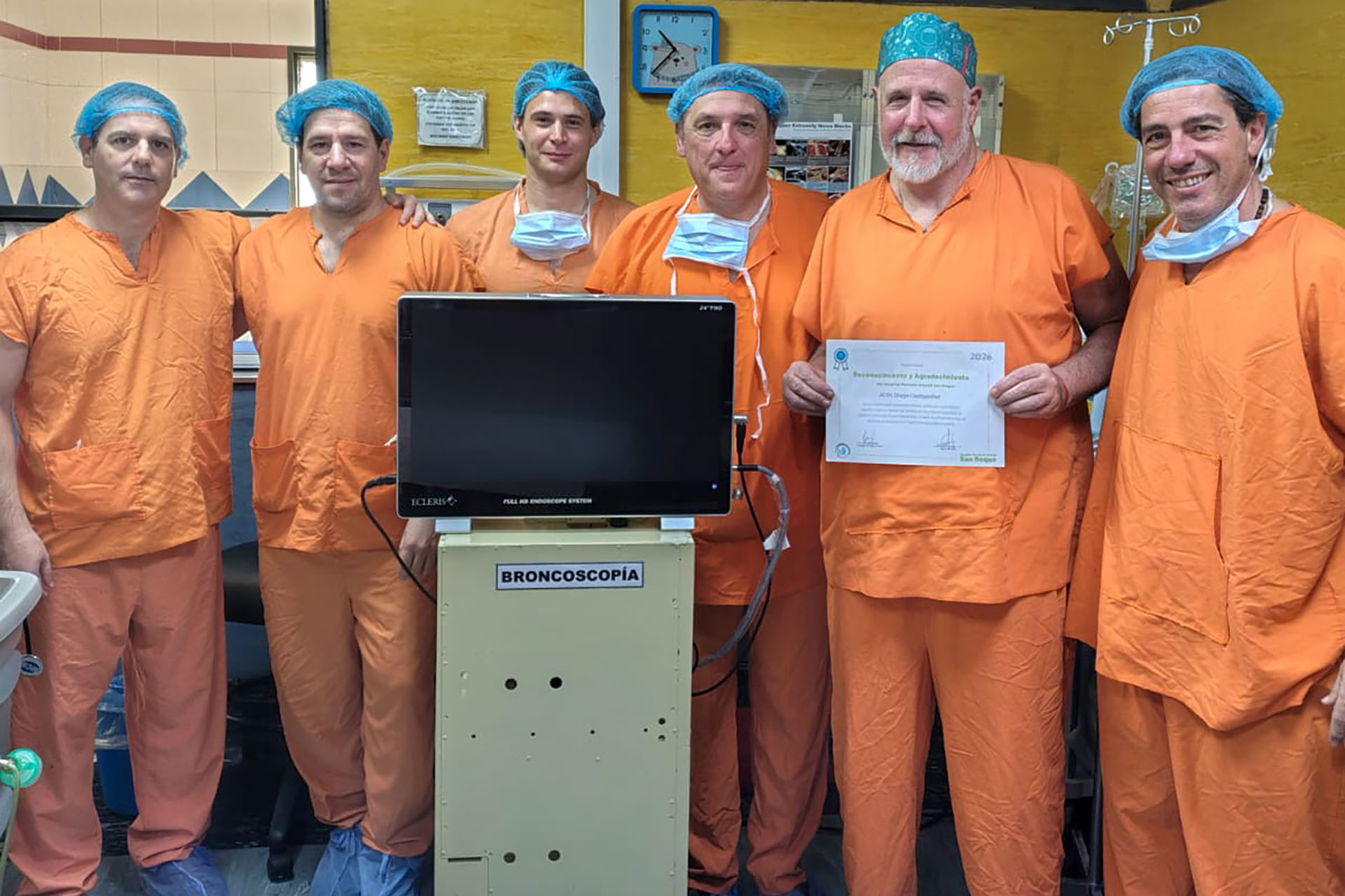 El equipo de Otorrinolaringología del hospital San Roque se capacitó para realizar cirugía endoscópica de oído