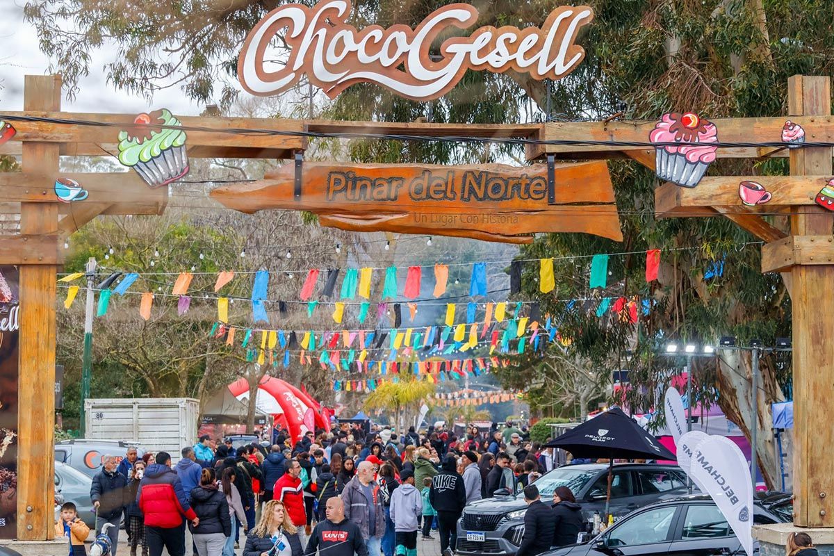 En el finde largo viajó más gente que en el 2023 pero el consumo sigue en picada