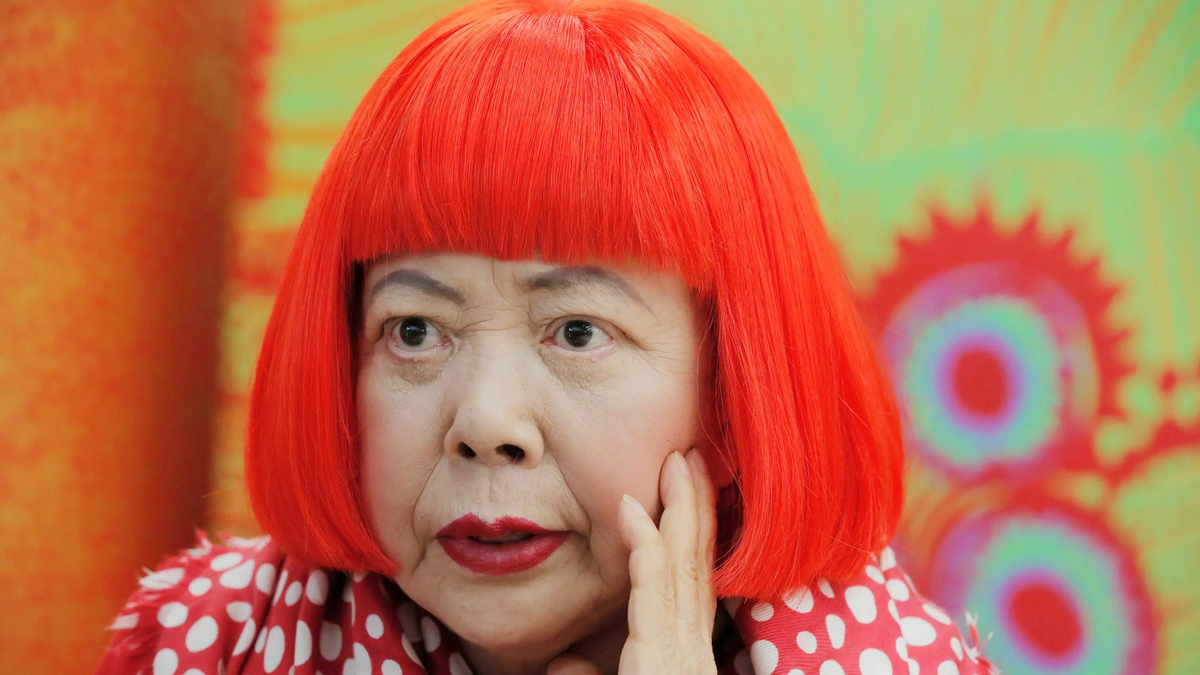 Murió Yayoi Kusama: por qué se supo tantos días después y cómo es el protocolo en Japón