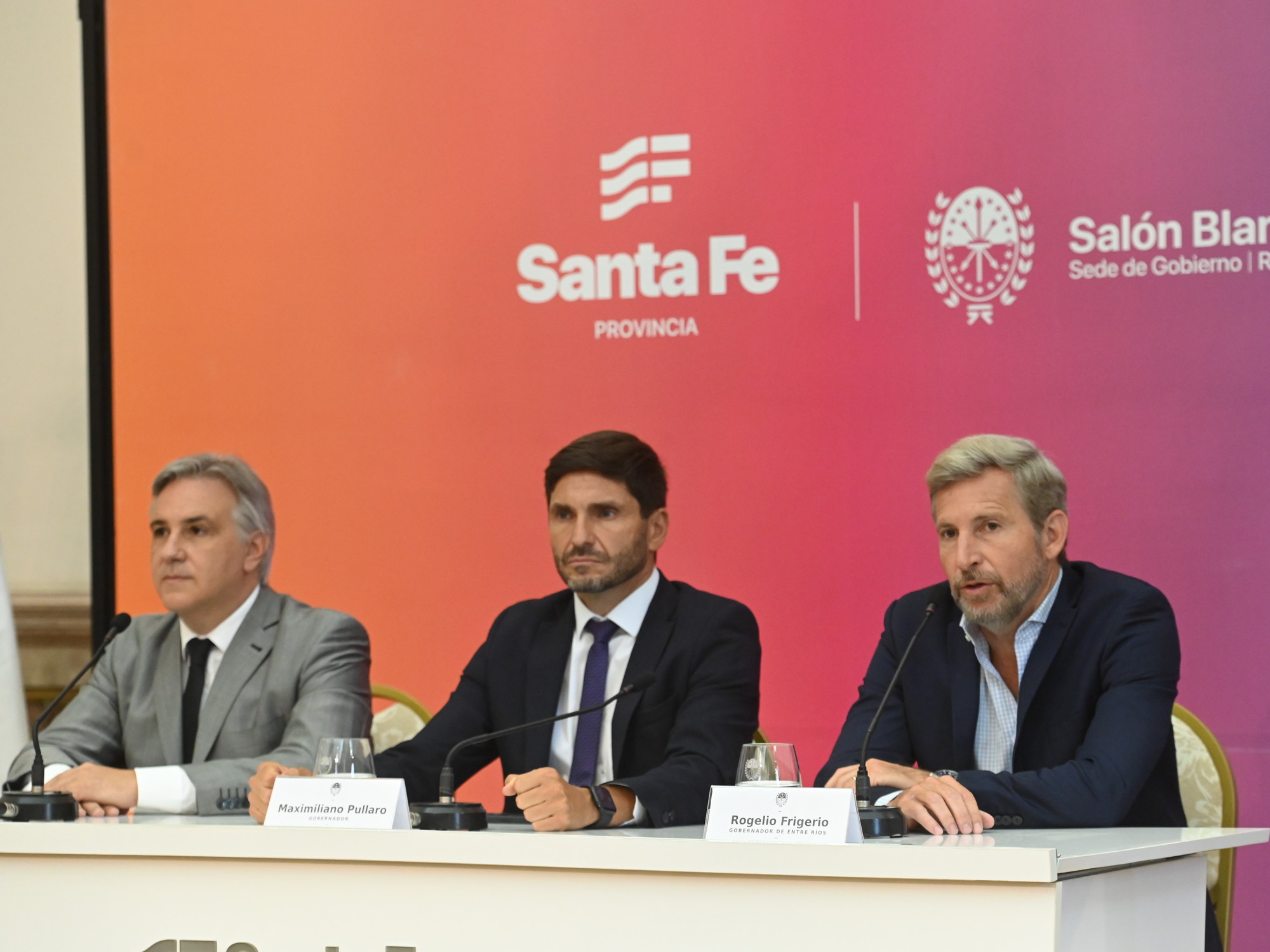 Se triplicó el costo de la luz para las empresas y tres gobernadores anunciaron que saldrán a financiarlas