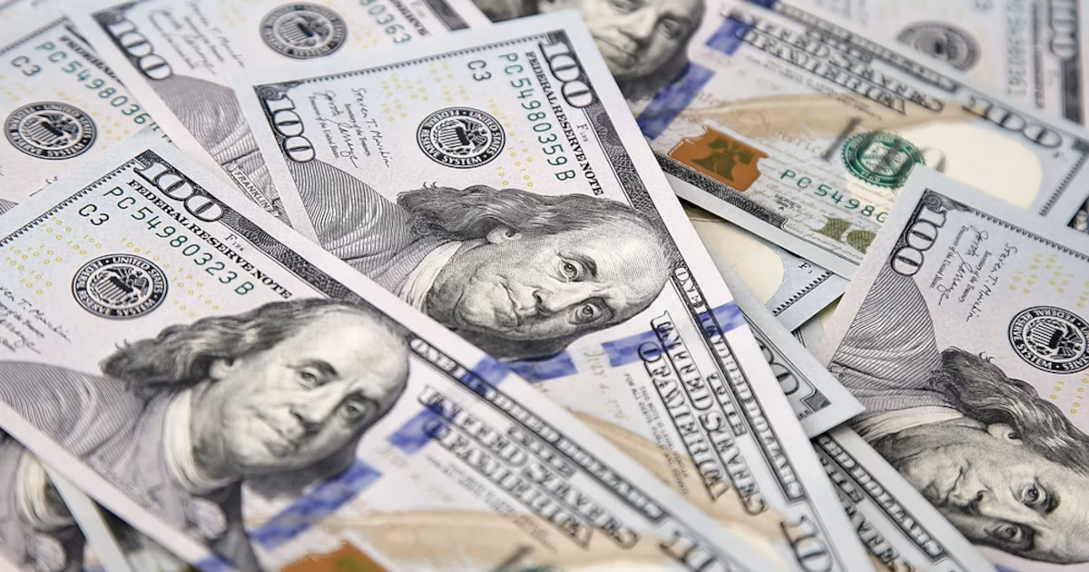 El dólar cayó por cuarto día seguido y en septiembre ya tiene rendimiento negativo