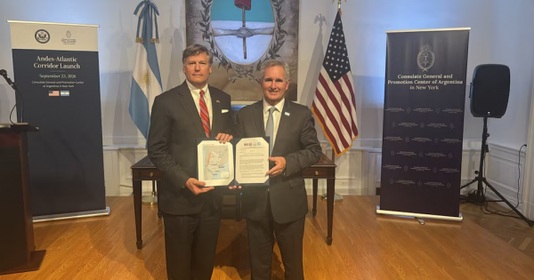 Pacto sobre rieles Las 10 claves del pacto con EEUU para exportar minerales y gas argentino por el Atlántico