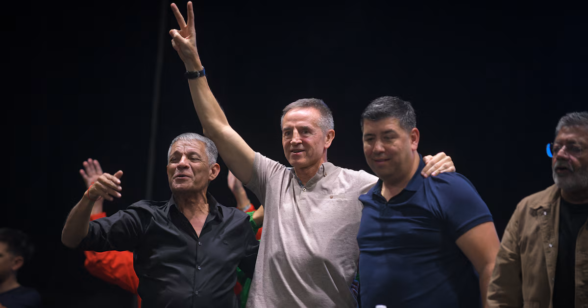 Tras reunirse con el Papa, uno de los líderes de la CGT advirtió que podrían convocar a una medida de fuerza si el Gobierno no abre el diálogo