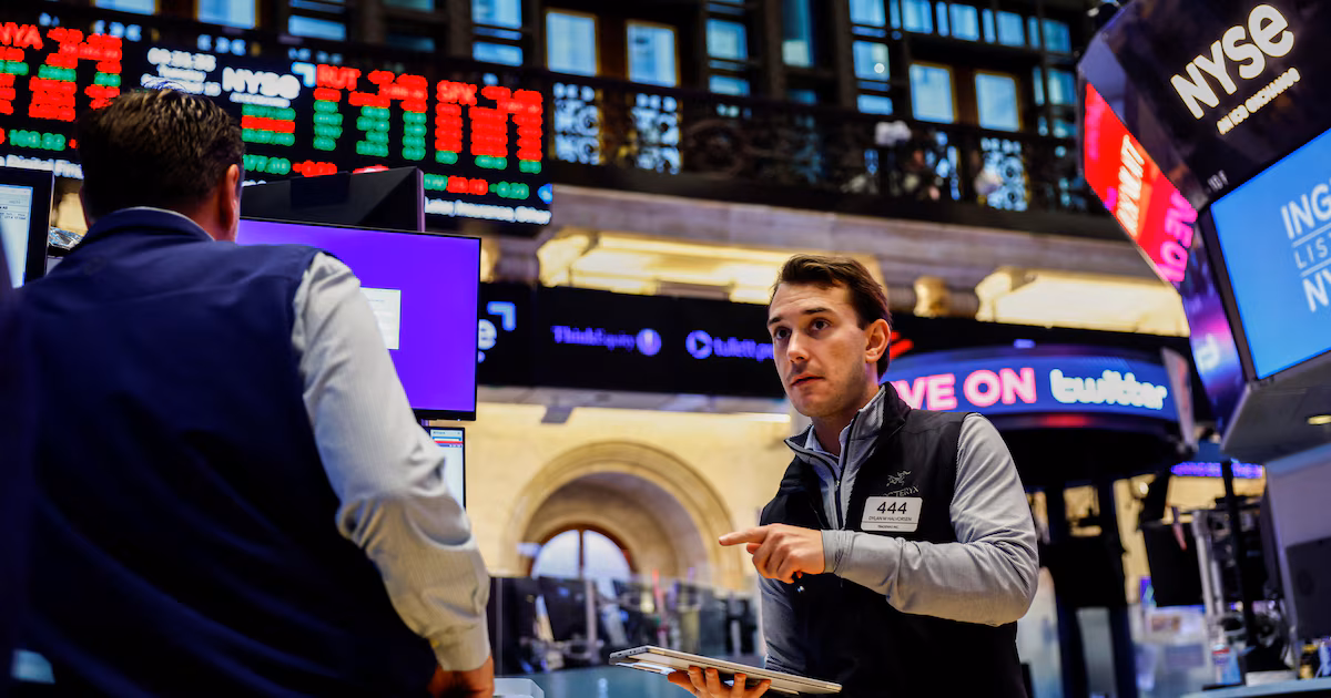 Jornada financiera: la suba del petróleo impulsó a las acciones energéticas y el riesgo país volvió a superar los 500 puntos